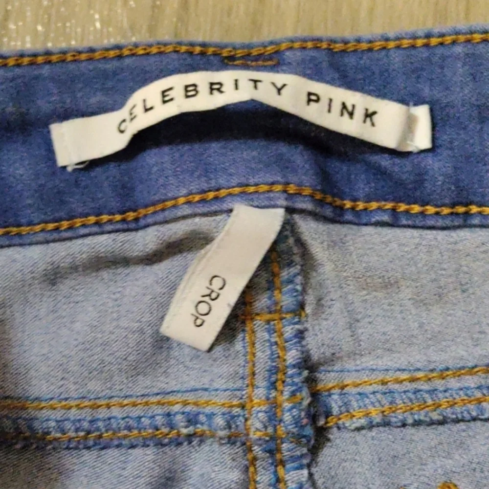 Celebrity pink jeans - Picture 4 of 5